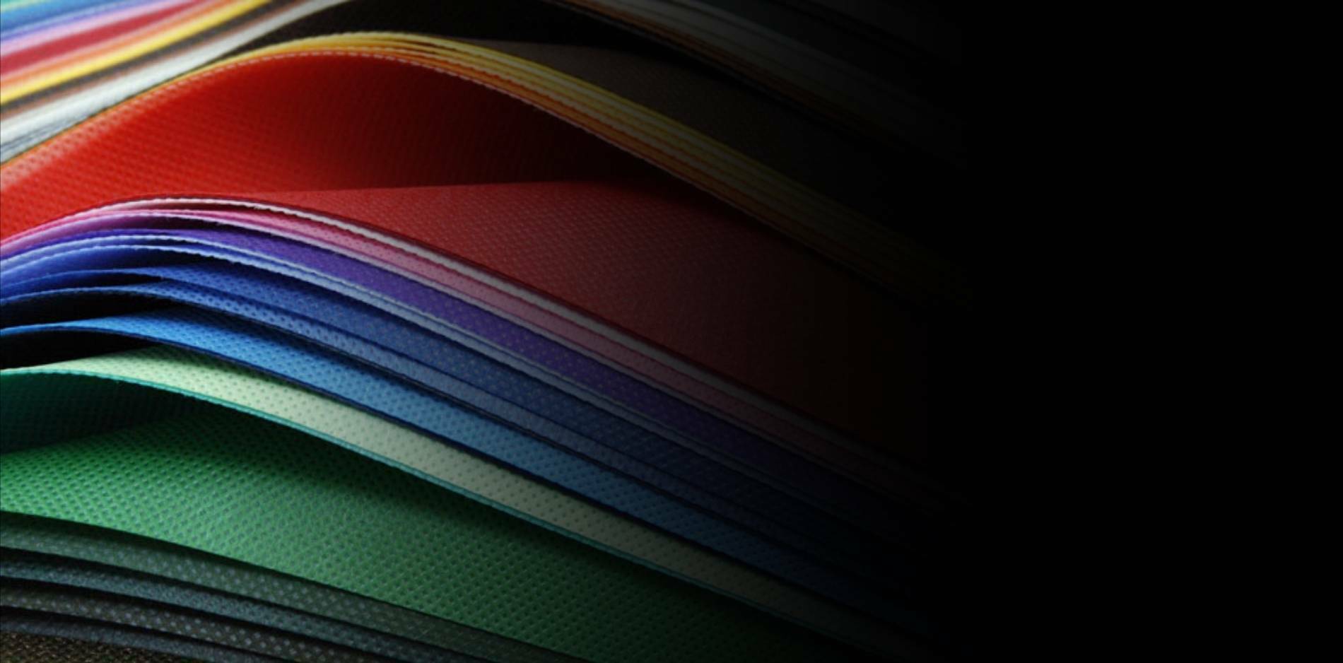 Dettaglio texture della carta da parati TNT prodotta da Nontex